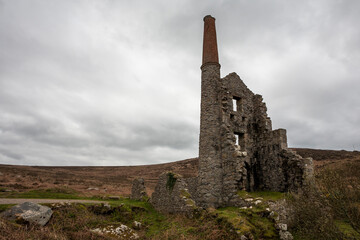 The picturesque ruins of a Cornish tin mine: Carn Galver Mine, Penwith Peninsula, Cornwall,...