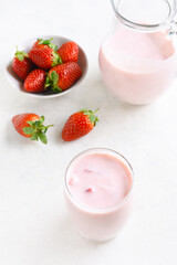 Strawberry yogurt with fresh berries