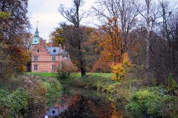 Fototapeta premium Denmark - Frederiksborg Castle Garden Creek