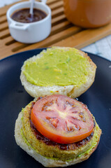 Hamburguer vegano de grão de bico