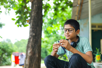 indian child attending online lecture