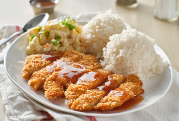 chicken katsu hawaiian bbq plate with gravy and rice