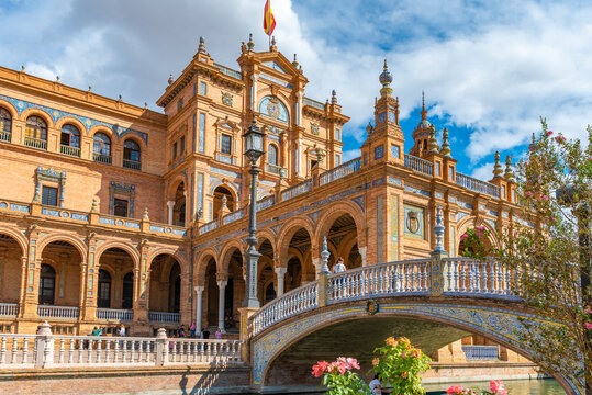 Seville, Spain. October 14th, 2019.  Plaza de Espa&ntilde;a, designed by An&iacute;bal Gonz&aacute;lez, was a principal building built on the Maria Luisa Park's edge.