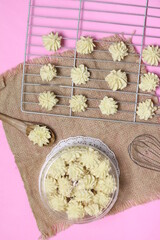 Nastar cake is a cake that is always available on Eid al-Fitri