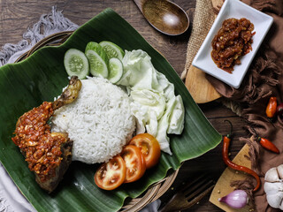 
Penyet chicken is a typical food from Indonesia. with a spicy taste and tender chicken meat