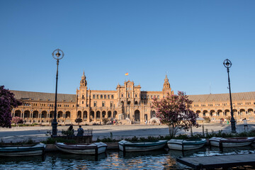 Obraz premium Plaza de España Siviglia, Sevilla. Bandiera spagnola Azulejos
