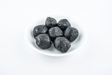 Nutritional snack black sesame pill