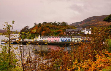 Fototapeta premium The beautiful harbour of Portree, Isle of Skye, Scotland