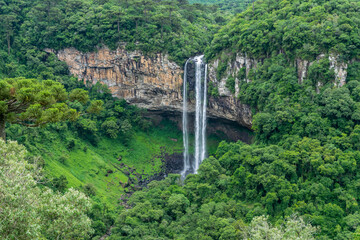 Fototapeta na wymiar Caracol Waterfall, in Canela, Rio Grande do Sul