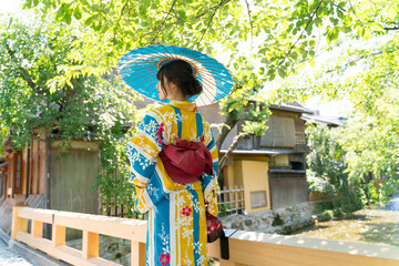 京都　浴衣の女性