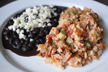 Huevos a la mexicana
