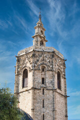 Fototapeta na wymiar Torre de la catedral de Valencia, conocida como El Miguelito