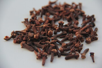 fresh and organic dried clove spice