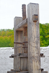 wine manual grape crushing machine