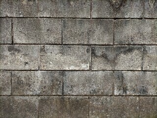 古びたコンクリート壁