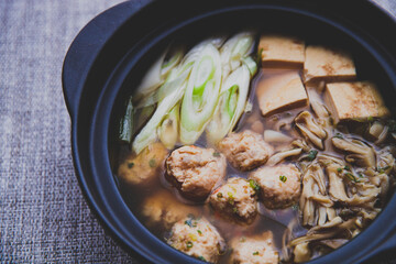 鶏団子鍋
Chicken balls Nabe