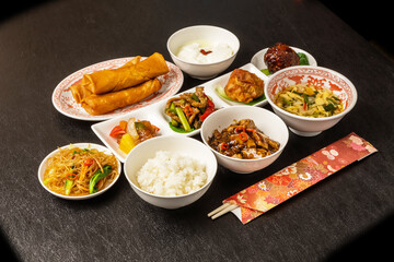 Fototapeta na wymiar 中華料理　集合　Delicious Chinese food group photo