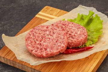 Raw beef cutlet for burger