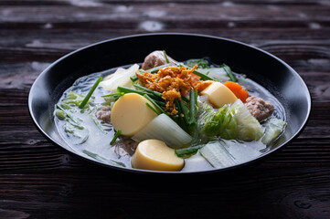 Clear Soup with Ivy Gourd, Tofu and Minced Pork