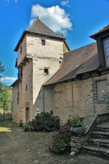 Fototapeta na wymiar Maison ancienne à Ségur le château. (Corrèze)