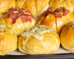 Mini Korean Garlic Cream Cheese Bread 