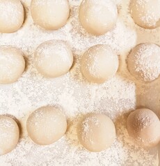 Pizza dough balls