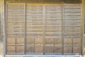 木目が美しい板戸