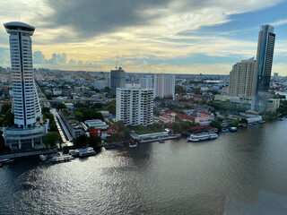 Fototapeta na wymiar Bangkok city skyline