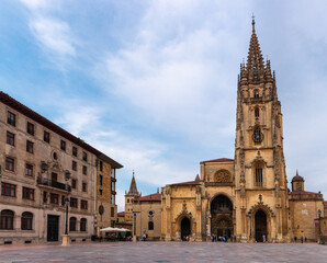 Fototapeta na wymiar Cathedral of San Salvador. The tower and the building are a mix of different architectural styles, from pre-romanesque to renaissance. City centre of Oviedo, Asturias, North of Spain