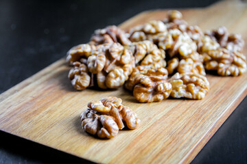 Walnut kernels on a cutting board