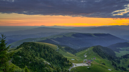 Fototapeta premium a sunset view from the top of mount grappa in Italy