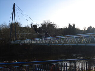 Obraz na płótnie Canvas bridge over the river