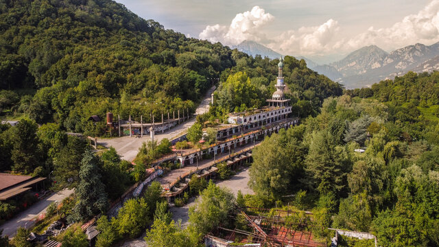 Consonno, the lost city