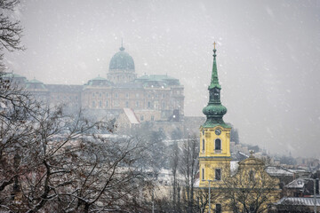 Nieva sobre Budapest