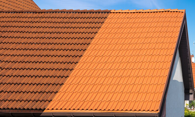photomontage showing the difference between an old damaged roof and a roof after renovation