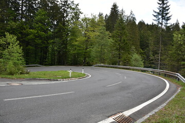 Straße, Bergstraße, Nassfeld, Nassfeldpass, Passstraße, Bergstraße, Kehre, Kurve, steil,...