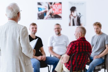 Obraz premium Psychologist and patients