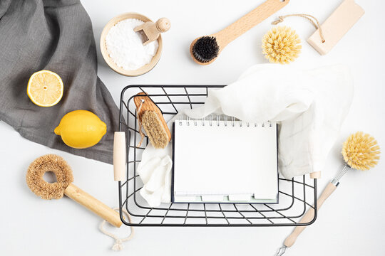 Home cleaning non toxic, natural products. Plastic free, zero waste lifestyle