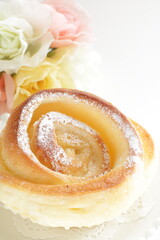 Fototapeta na wymiar delicious custard bun on white dish for breakfast 