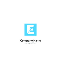 Obraz premium the simple modern logo of letter e with white background