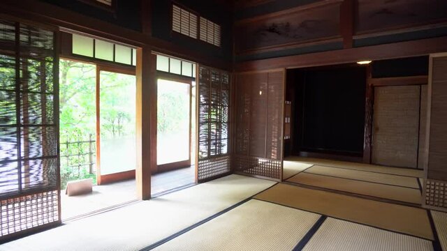 The rooms of the houses of the Edo period (1603-1868) in Japan are measured by the amount of tatami they had and not by their square meters.