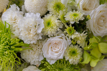 roses and white chrysanthemum fresh flower