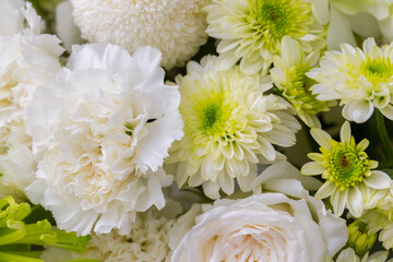 roses and white chrysanthemum fresh flower