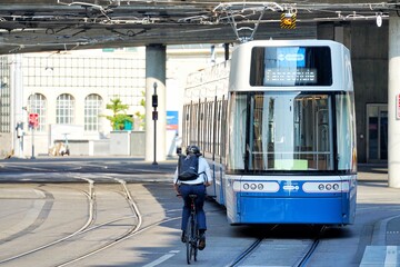 Neue zürcher Strassenbahn/Tram 2020 Zürich - obrazy, fototapety, plakaty