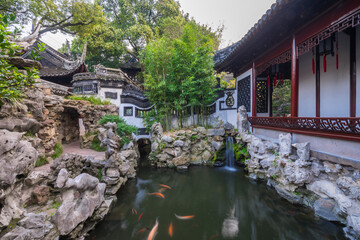 Fototapeta na wymiar Yuyuan Garden, Shanghai, China. 