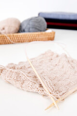 Fototapeta na wymiar woolen yarn and knitting needle