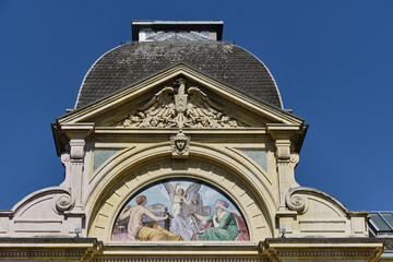 Obraz premium pediment of the Art and History Museum in Neuchatel Switzerland