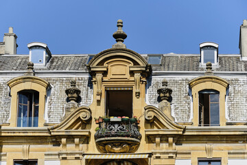 Fototapeta na wymiar details of a patrician house in Neuchatel Switzerland