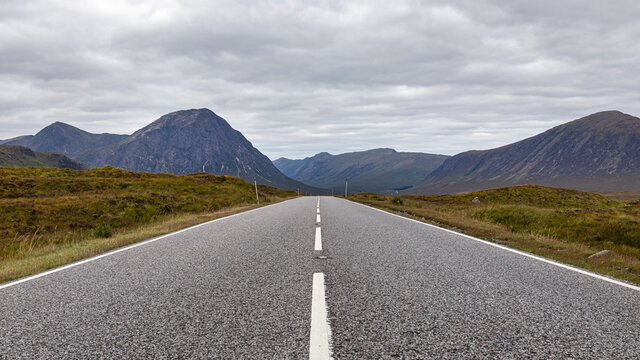 Streetview to the Glencoe Mountain from the A82 in Scotland
