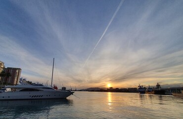 pic of a harbor in Spain